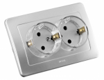Розетка HEGEL 2-мест. в сборе с корпусом с З/К скр. уст-ки16А 220-250В со шторками IP20 серебро Розетка HEGEL 2-мест. в сборе с корпусом с З/К скр. уст-ки16А 220-250В со шторками IP20 серебро