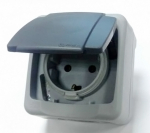 Makel IP55 сер розетка с крышкой (пруж.заж.)