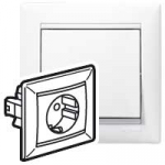 Розетка 1гн с З/К с/у белый в сборе на винтах 16А Valena Legrand (1/10/100) Розетка 1гн с З/К с/у белый в сборе на винтах 16А Valena Legrand (1/10/100)