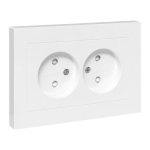 Розетка 2гн без З/К со шторками, с рамкой, белый Эпика EKF