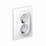 Розетка 2гн с З/К шторки с/у белый в сборе 16А AtlasDesign Systeme Electric (1/10)