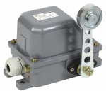 Выключатель концевой КУ-701 У1 рычаг с роликом 10А IP44 2 эл. цепи IEK (1/6) Выключатель концевой КУ-701 У1 рычаг с роликом 10А IP44 2 эл. цепи IEK (1/6)