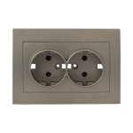 Валенсия лицевая панель розетки 2-местной с/з 16А кашемир с защ. штор. EKF PROxima Валенсия лицевая панель розетки 2-местной с/з 16А кашемир с защ. штор. EKF PROxima