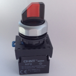 Переключатель без подсветки NP8-11X/214, 2 положения фиксацией, красный, 1НО+1НЗ, IP65  CHINT (1)