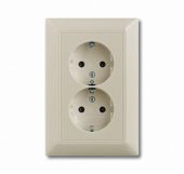 Розетка ABB Basic 55 2-мест. моноблок с рамкой с З/К скр. уст-ки16А 220-250В IP20 шампань Розетка ABB Basic 55 2-мест. моноблок с рамкой с З/К скр. уст-ки16А 220-250В IP20 шампань