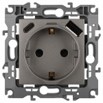 Розетка ЭРА Серия 12 12-4108-16 2P+E 16A-250В со шторками с USB type-A+C 5В-3А титан