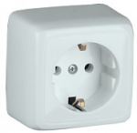 Розетка HEGEL 1-мест. в сборе с корпусом с З/К откр. уст-ки16А 220-250В со шторками IP20 белый Розетка HEGEL 1-мест. в сборе с корпусом с З/К откр. уст-ки16А 220-250В со шторками IP20 белый