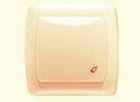 Розетка 1гн с З/К с крыш. шторки с/у крем 16А Carmen Viko (1/12/120)