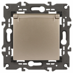 Розетка 1гн с З/К с крыш. шторки с/у шампань механизм 16А 14-2103-04 Elegance ЭРА