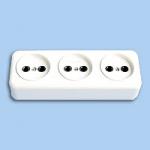 Колодка 3гн без З/К белая 16А Беларусь (1/56) Колодка 3гн без З/К белая 16А Беларусь (1/56)