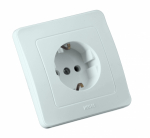 Розетка HEGEL 1-мест. в сборе с корпусом с З/К скр. уст-ки16А 220-250В IP20 белый Розетка HEGEL 1-мест. в сборе с корпусом с З/К скр. уст-ки16А 220-250В IP20 белый